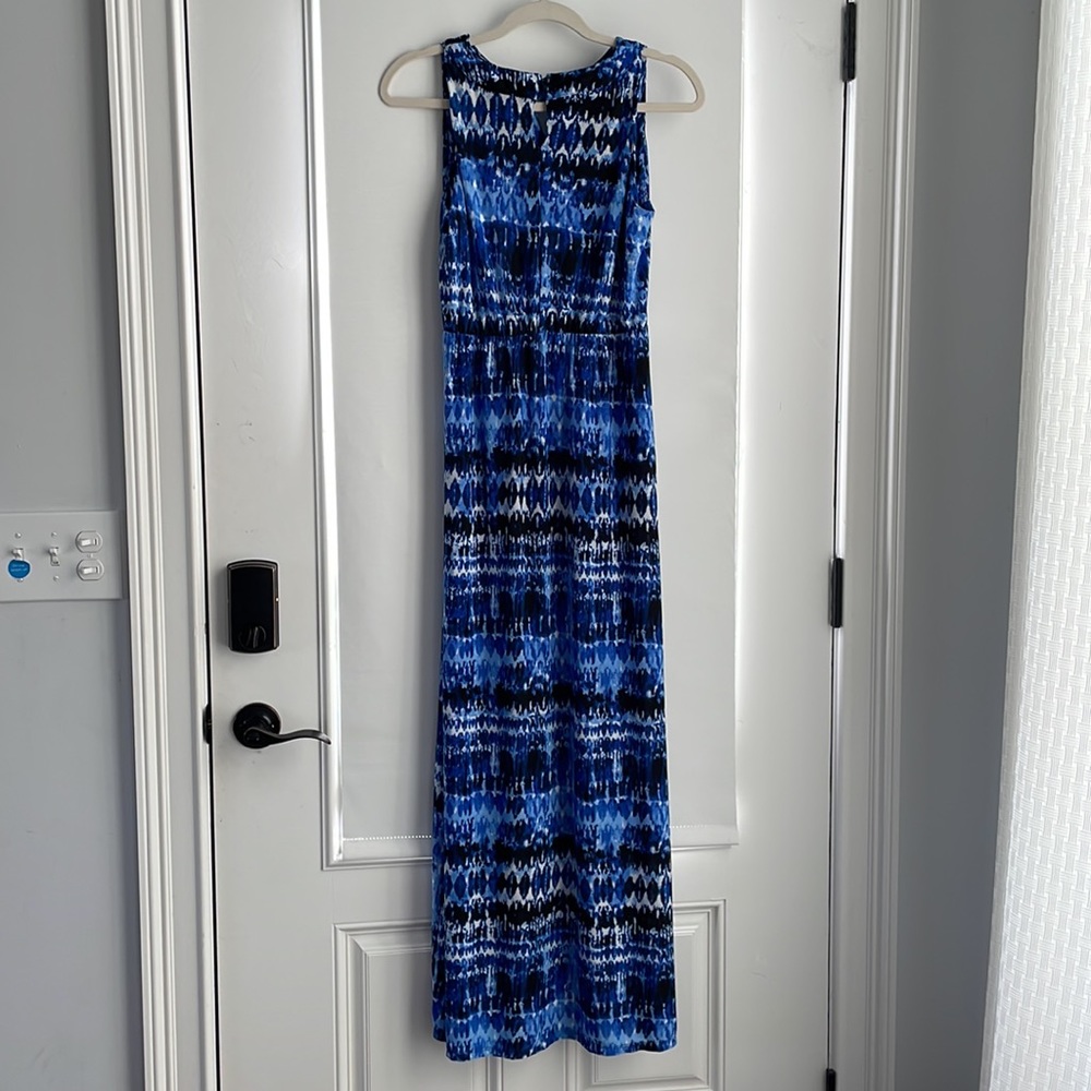 French Laundry, beautiful size large maxi dress. T2